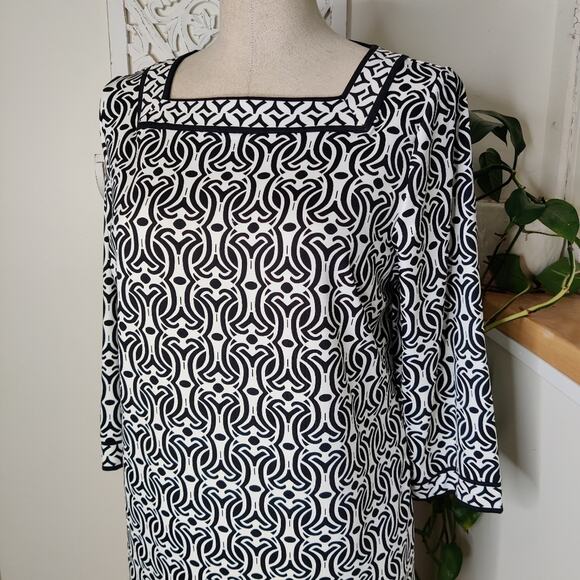 Talbots Petites Black/White Geometric Print Shift Dress Size LP - Picture 4 of 11